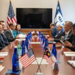 米関税交渉に４つの課題訪米代表団、米商務長官らと会談