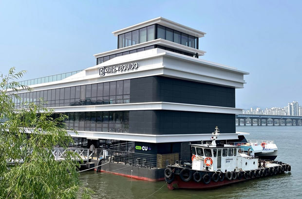 漢江水上バス発着場、ＣＵがセルフ即席麺店