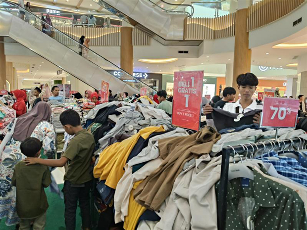 アジア景気、「下降」予測４割駐在員調査、内外需不振で悲観拡大