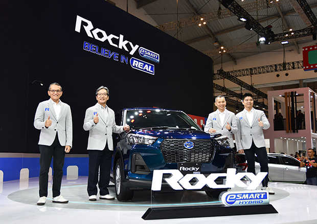 ダイハツ、ＳＵＶ「ロッキー」のＨＶ発売