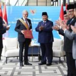 大統領がゲイツ氏と会談、協力可能性を協議