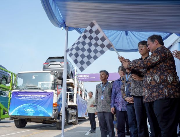 トヨタ現地工場、完成車輸出が300万台到達