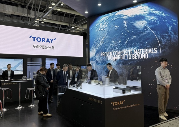 ＡＤＥＸ開幕、各社が先端技術を紹介