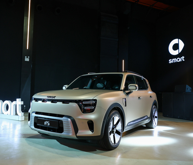 プロトン、ＥＶ「スマート＃５」発売